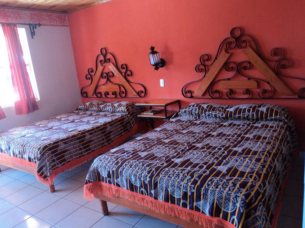 Paraiso Del Bosque Creel Room photo
